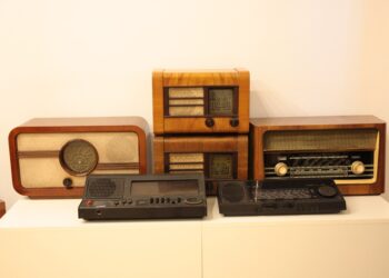 odbiorniki radiowe Diora