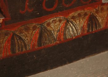 fragment polichromii drewnianego zydelka