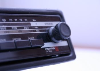 radioodbiornik samochodowy Safari - detal