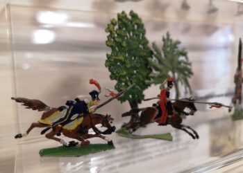 figurki cynowe - żołnierze na koniach