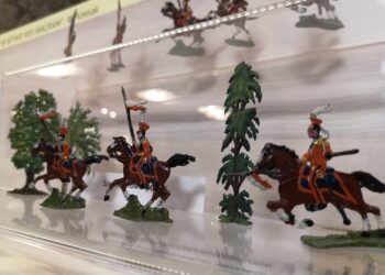 figurki cynowe ręcznie malowane - żołnierze na koniach