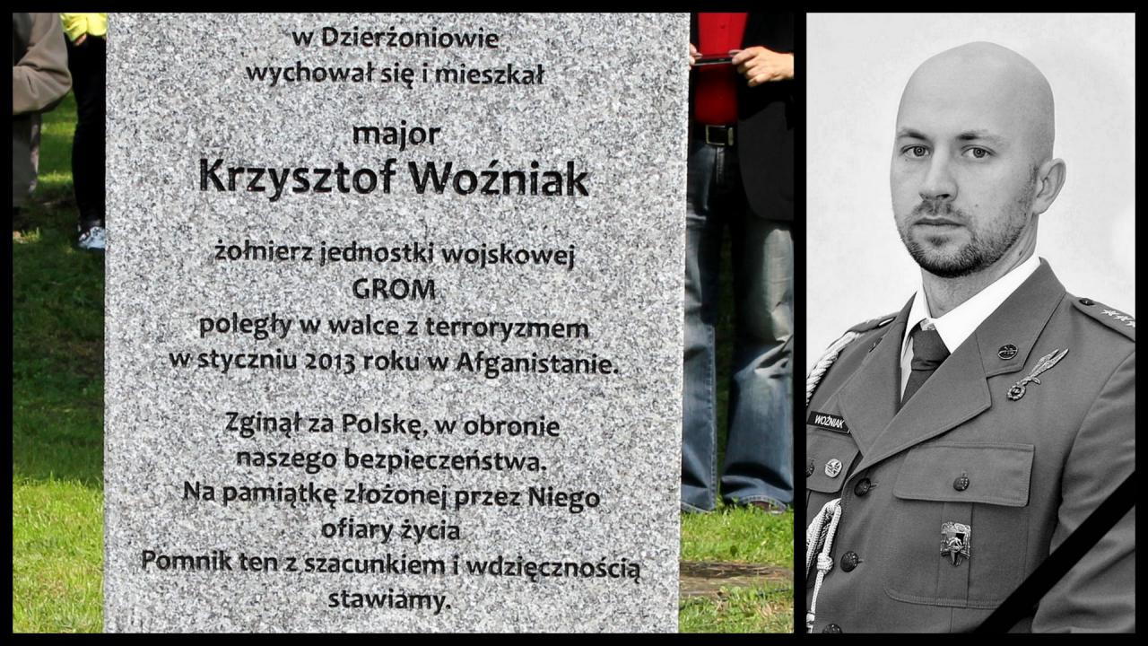 inskrypcja na pomniku pamiątkowym majora Krzysztofa Woźniaka