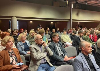 Wykład dr hab. Dagmary Adamskiej: "Bolesław Chrobry i Otto III - z dziejów współpracy i koronacji" uczestnicy 2