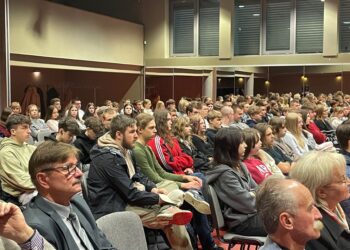 Wykład dr hab. Dagmary Adamskiej: "Bolesław Chrobry i Otto III - z dziejów współpracy i koronacji" uczestnicy 3