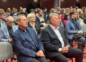 Wykład dr hab. Dagmary Adamskiej: "Bolesław Chrobry i Otto III - z dziejów współpracy i koronacji", na pierwszym planie Henryk Smolny i Dariusz Kucharski