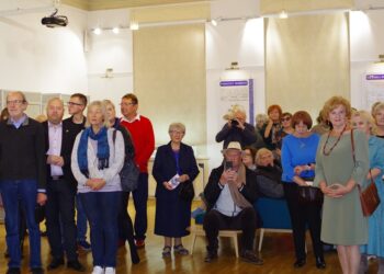 Wernisaż wystawy czasowej "Z gliny stworzone" w Muzeum Miejskim Dzierżoniowa 9