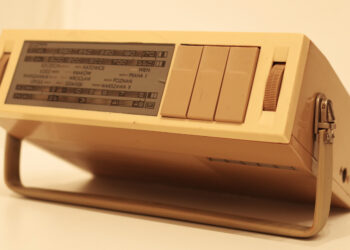 Radioodbiornik Krokus panel sterowania 2